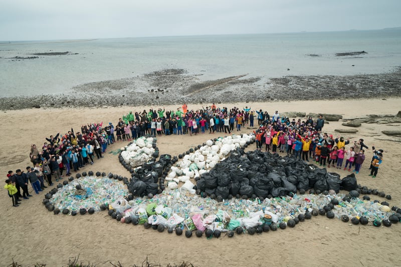 tw-general-dollar4-GP0STRF4B