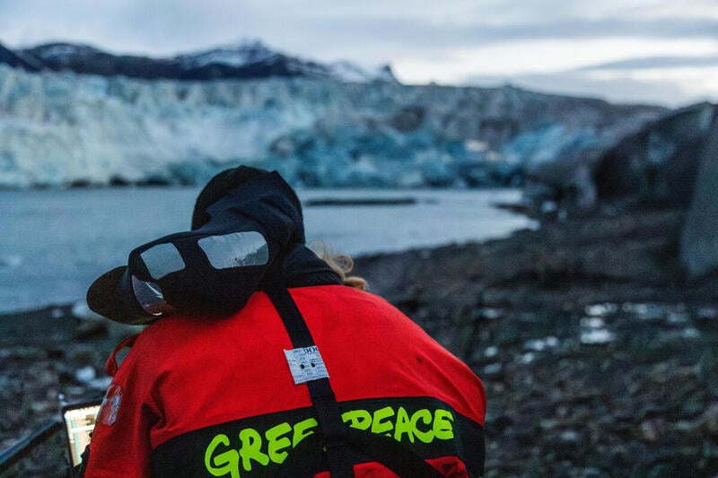 tw-dsm-15-dollar-04-GP0SU2VDR